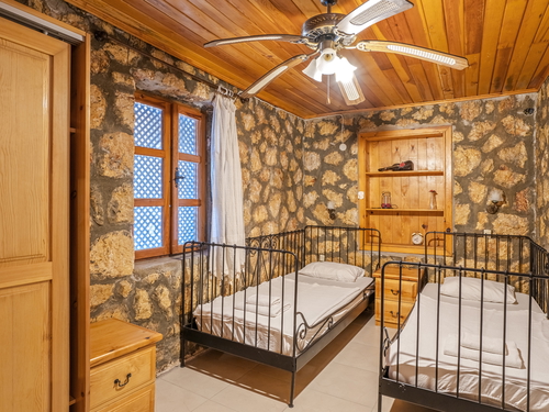  gece  -  Kasım
  | Kalkan Üzümlü'de Çocuk Havuzlu, Deniz Manzaralı 6 Kişilik Villa